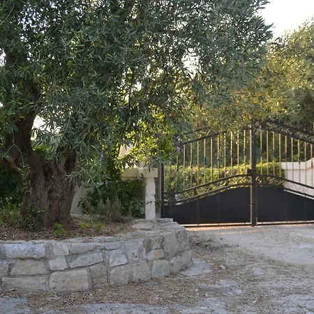 Masseria 77 *